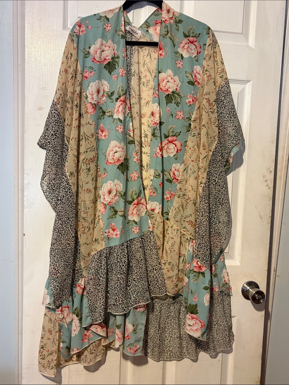 Bumblebee Floral Animal Mixed-Print Kimono Cape